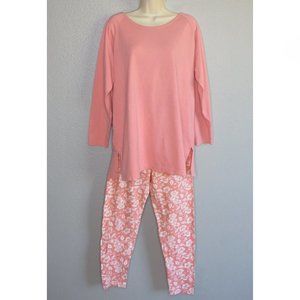 Joan Stuart New York Women's Top and Leggings Set - Size: Large - EUC